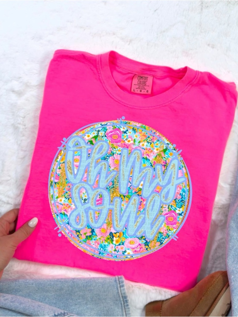 Comfort Colors Neon Pink Graphic Tee with Floral Circle Design Small-XL